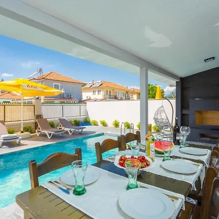 Exclusive Paradise 2 داليان