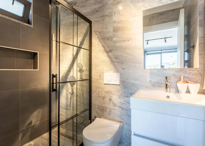 Exclusive Paradise 2 * Дальян